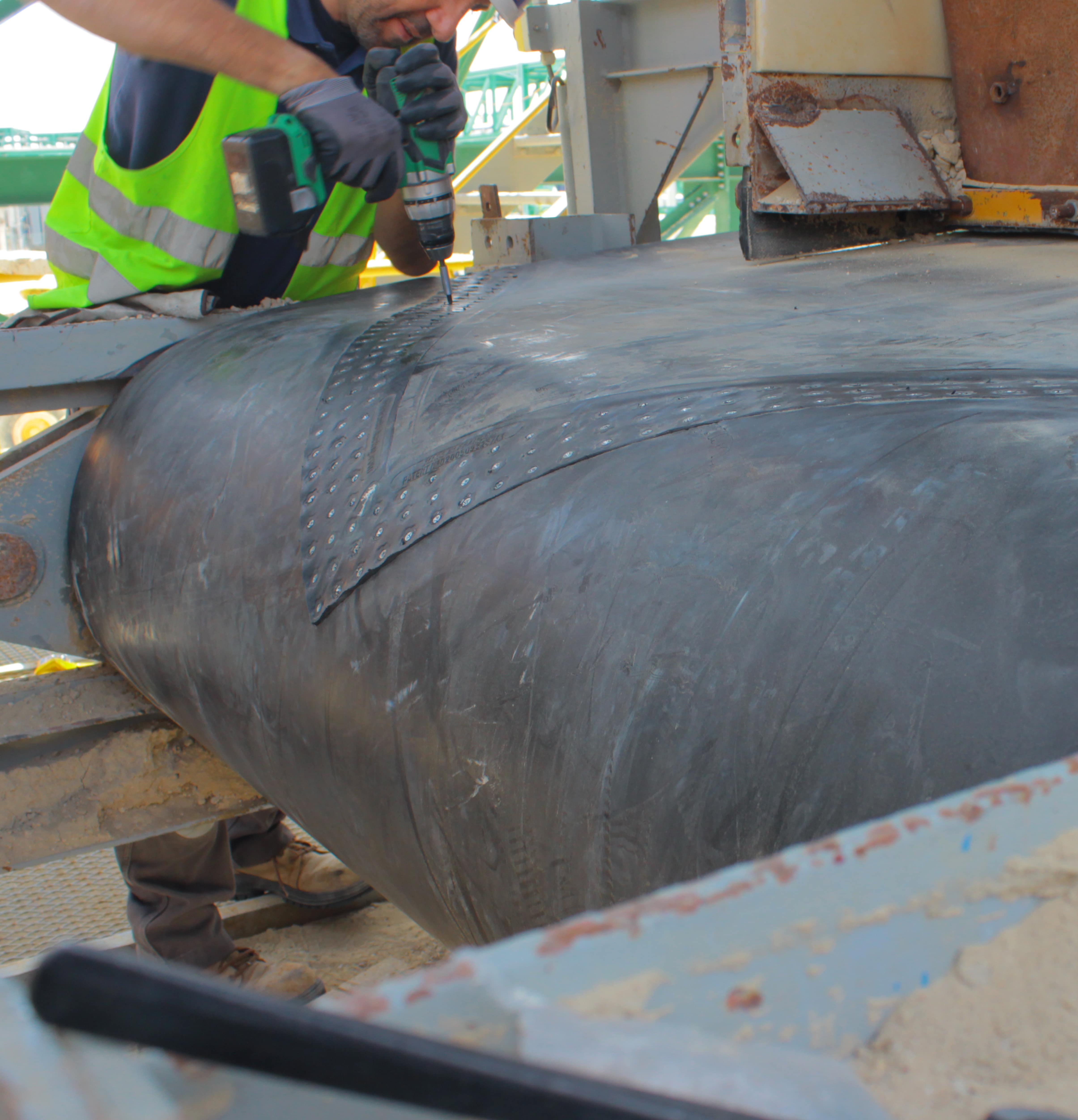 Screwing of an ISC® rubber belt