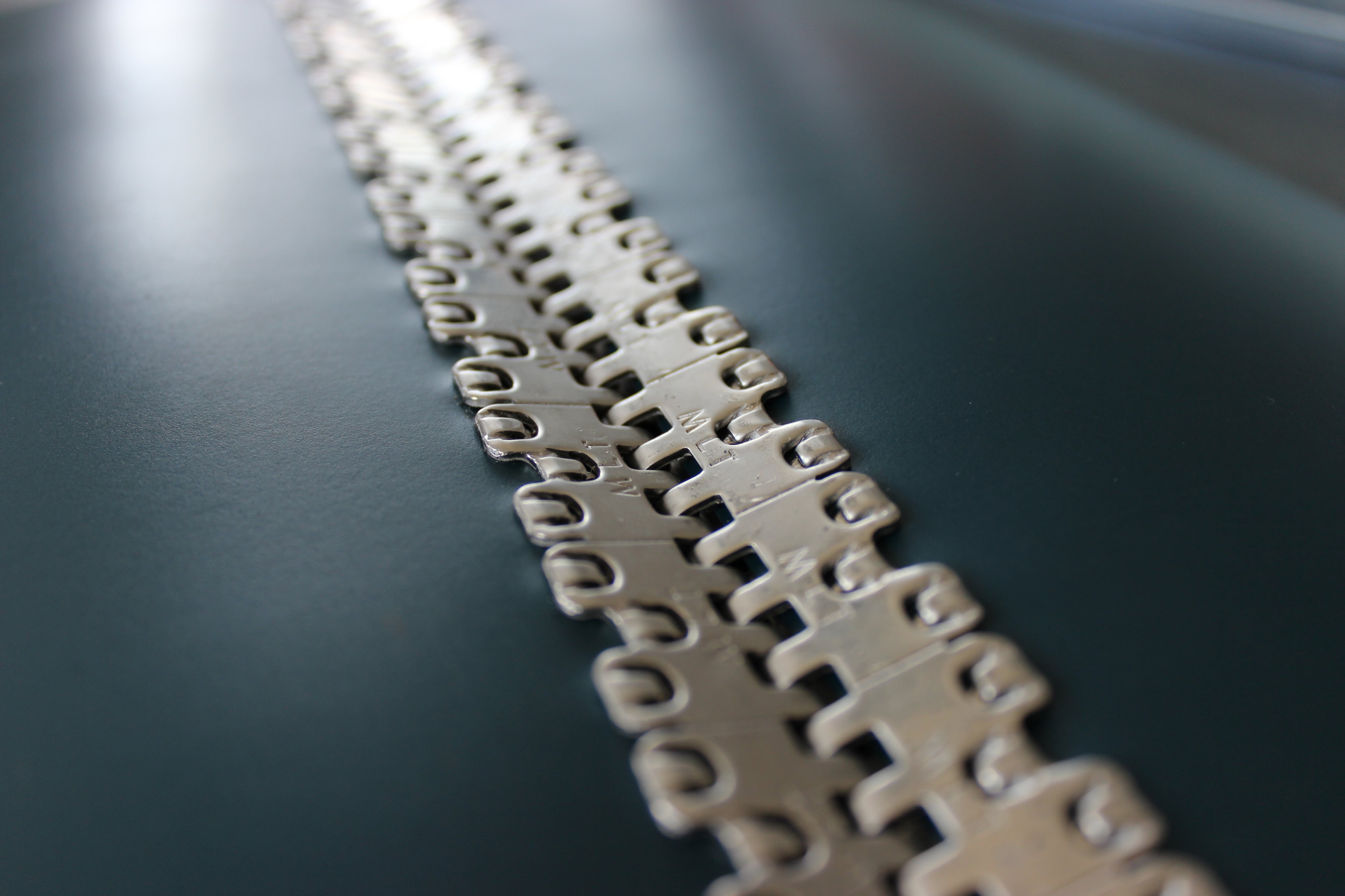 Self-Lock® fasteners for light duty belts