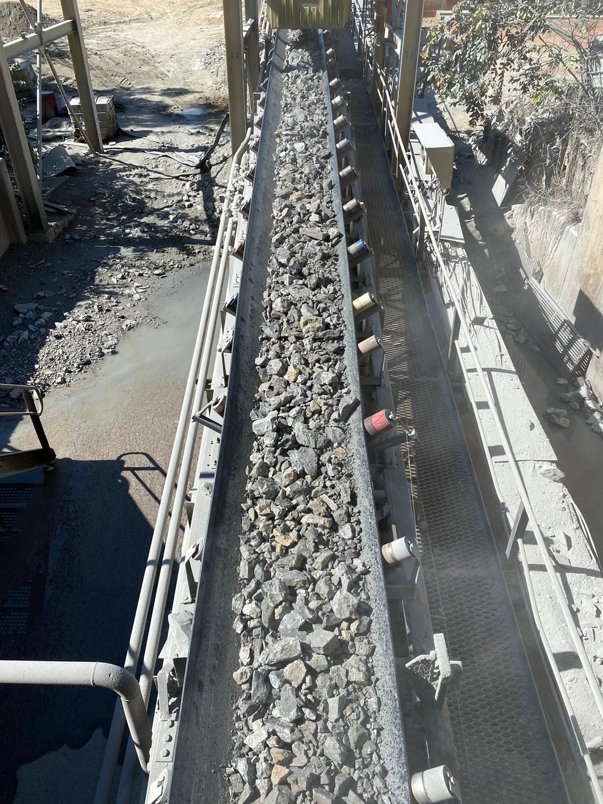Conveyor belt in a quarry