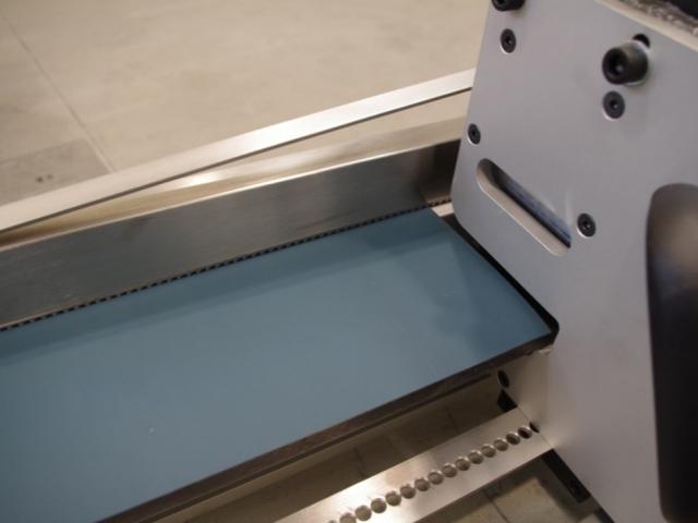 MLT - F120 - Manual finger cutting